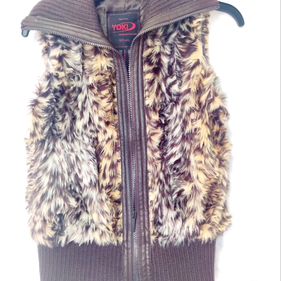 Women fur vest - Picture 3 of 5